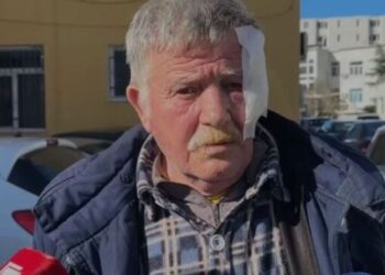 Bëri sherr me komshiun për pronat, të moshuarit i presin gishtat