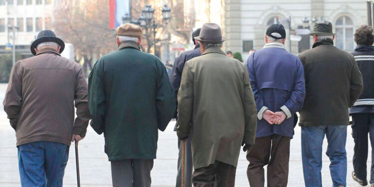 Shkoi për të marrë pensionin, ndërron jetë në zyrën postare i moshuari