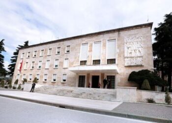 Qeveria merr vendimin, shtohet një tjetër festë zyrtare