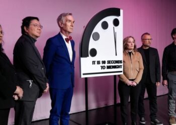 Shkenctarët bërthamorë: Ora e Ditës së Kijametit afrohet me 90 sekonda