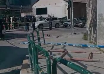 U plagos nga rënia e skelës, i moshuari në gjendje të rëndë