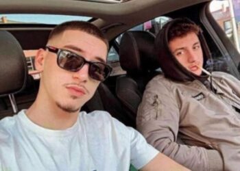 Emrat/ U zunë për radhën tek berberi, si djemtë e biznesmenëve vranë të riun jetim