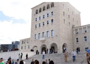 Zbrazja e universiteteve, 54 mijë studentë  më pak në një dekadë