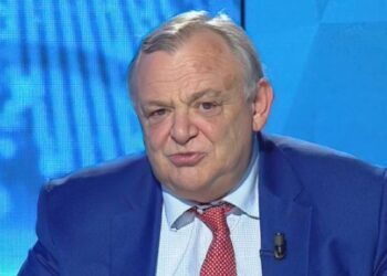 Afera e “Sterilizimit”, Rektori Universitetit të Mjekësisë Arben Gjata paraqitet në SPAK