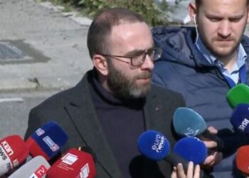 Protestat në Kuvend/ Gazment Bardhi: Përshkallëzim me ngujim dhe grevë urie