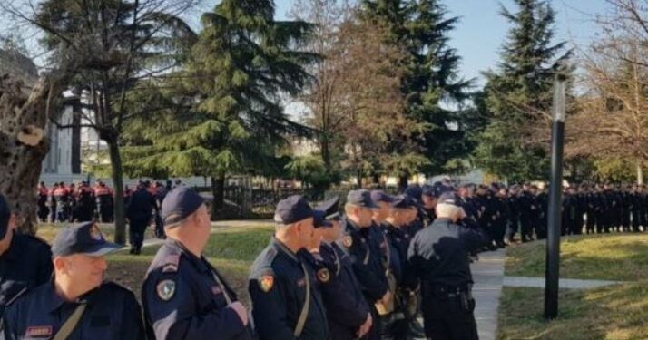 Sot protesta e opozitës/ Mbi 1 mijë forca policie në gatishmëri, ja rrugët që do të bllokohen