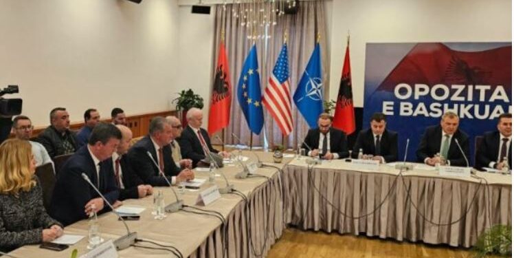 Nis takimi mes partive të opozitës për krijimin e konfederatës, ja partitë që marrin pjesë