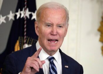 Sulmet në Siri dhe Irak, Biden: Nëse dëmtoni një amerikan, ne do të përgjigjemi!