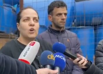 “Punoi si pastruese në pallatin e  Altintit”/ Daja e vajzës që u vetëflijua:  Vrau veten për një plehrë