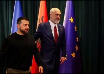 Zelensky në Tiranë, mbrohet nga RENEA e forcat e sigurisë ukrainase! Snajperistë në tarracën e Universitetit të Politeknikut