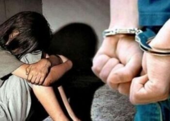 Kreu marrëdhënie seksuale me 13-vjeçaren, arrestohet 15-vjeçari në Korçë