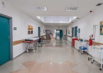 Kishin klinikë private të paliçensuar, nis procedimi penal për mjekun dhe infermierin në Elbasan