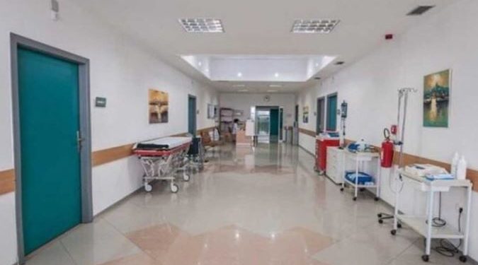 Kishin klinikë private të paliçensuar, nis procedimi penal për mjekun dhe infermierin në Elbasan