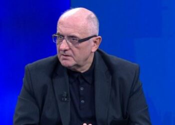 Heqja e mesatares për të konkurruar në Shkollën e Magjistraturës, Vasili: Drejtësisë po i shkulen edhe tullat e fundit