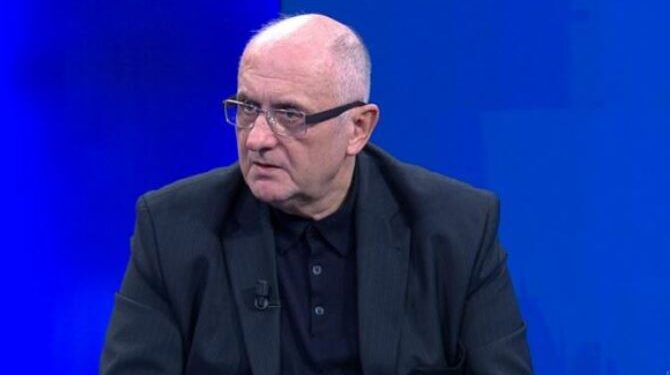 Heqja e mesatares për të konkurruar në Shkollën e Magjistraturës, Vasili: Drejtësisë po i shkulen edhe tullat e fundit