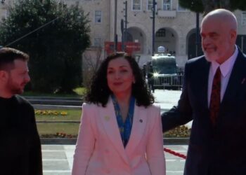 A do i kërkoni Zelenskyt njohjen e Kosovës? Osmani në Tiranë: E bindur që a