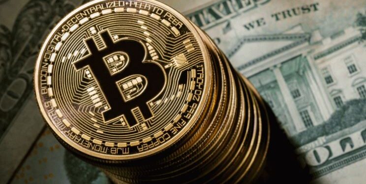 Bitcoin thyen rekordin historik, një monedhë shkon 69 mijë dollarë