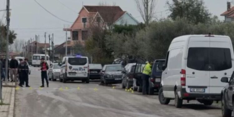 U tronditën nga atentati në Rrile të Lezhës, nxënësit dhe mësuesit e shkollës bojkotojnë mësimin