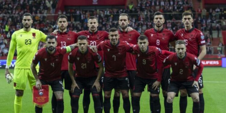 Miqësoret e marsit, Sylvinho publikon listën e lojtarëve