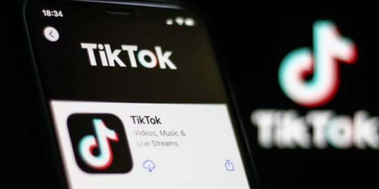 Studimi: 48% e përdoruesve në Tik-Tok s’kanë postuar kurrë video
