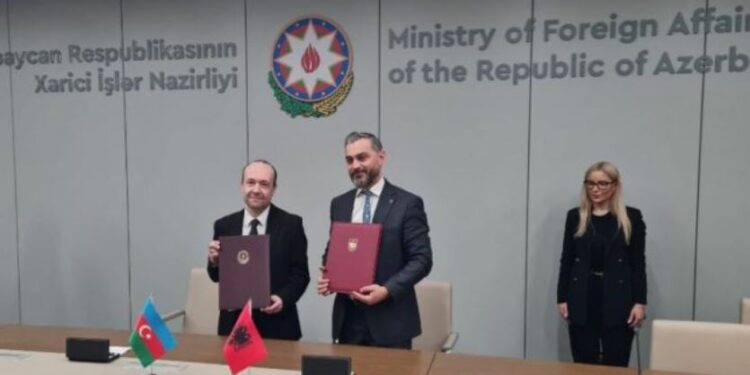 Hiqen vizat mes Shqipërisë dhe Azerbajxhanit, nënshkruhet marrëveshja