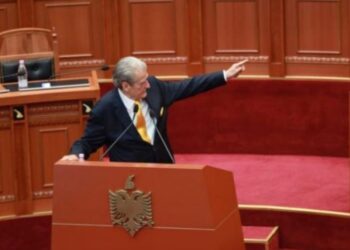 Berisha mbetet jashtë grupit parlamentar të PD-së, Kuvendi jep arsyet