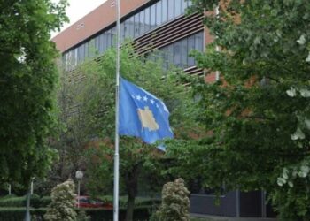 Vrasja e dy grave, sot ditë zie në Kosovë! Flamujt ulen në gjysmështizë