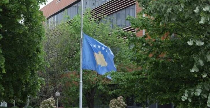 Vrasja e dy grave, sot ditë zie në Kosovë! Flamujt ulen në gjysmështizë