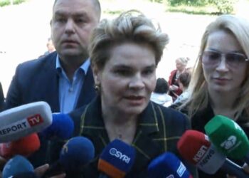 Monika Kryemadhi para nisjes së Konventës: “Jam gladiatore me taka”