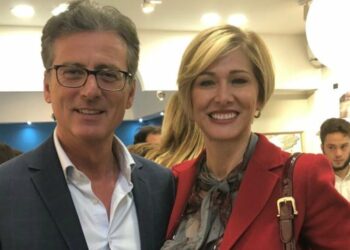 “E vranë burrin tim”, gjendet i pajetë në makinën e tij bashkëshorti i eurodeputetes italiane, dyshohet se…