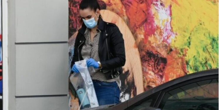 FOTO/ Kush është shqiptarja që u vra nga burri, dëshmitarja: Po bërtiste…