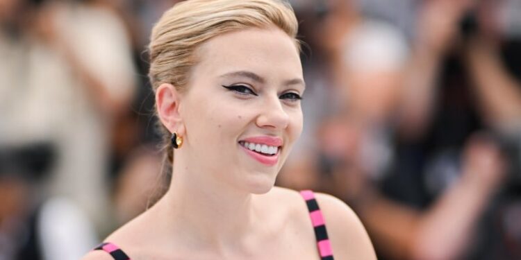 OpenAI ndryshon zërin e asistentes virtuale: Njasonte shumë me zërin e  Scarlett