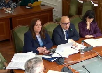 Debate te Ligjet, Ndreca përplaset me Metanin: Prokurorët nuk zbatojnë vendimet e gjykatave