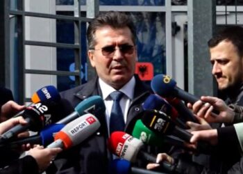 Gërdeci/ Mediu: Përndiqem penalisht edhe pas 17 vitesh. Familjarët e viktimave: Ti je kriminel!