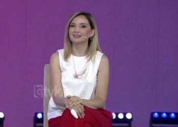 Lindja e parakohshme e vajzave binjake/ Jorida Tabaku rrëfen për herë të parë periudhën e vështirë!