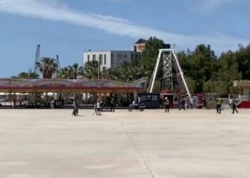 U përplas nga motori elektrik ndërsa ishte në ekskursion, përfundon në spital 15-vjeçarja në Vlorë