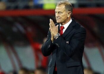 Ish-trajneri i Kombëtares, Gianni De Biasi mbështet Shqipërinë: Sot, zemra ime rreth kuq e zi