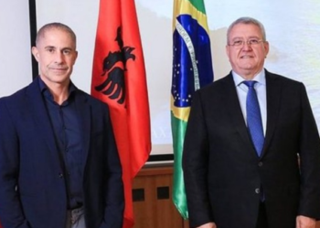 “Nëse i ofrojnë 5 mln euro e ka hallall”/ Sylvinho drejt largimit? Duka: Edhe Mancini iku për lekë…