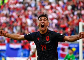 Qazimi Laçi ngre ‘Shqipet’ në fluturim, shënon super gol ndaj Kroacisë