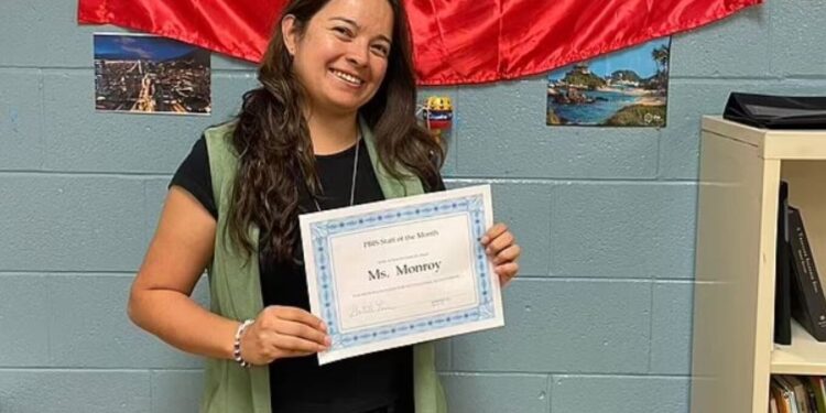 Akuzohet se abuzoi seksualisht me nxënësin 14-vjeçar, arrestohet mësuesja 37-vjeçare