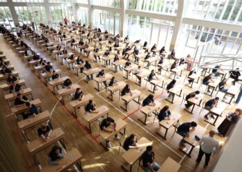 Matura Shtetërore 2024, publikohet teza e anglishtes 30 minuta pas nisjes së provimit