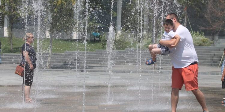 SHMU: Vendi do të përjetojë fenomenin “netë tropikale”! Ja kur nis tërheqja e Anticiklonit Afrikan