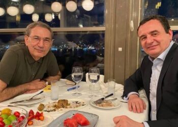 “Nuk e besova, minutat më dukeshin si orë”, Albin Kurti i emocionuar pas ftesës së Orhan Pamuk për ta takuar