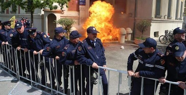 Protesta para bashkisë, policia njofton planin e masave dhe rrugët që do të bllokohen