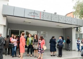 Skema e mjekëve të Onkologjikut, i orientonin pacientët drejt spitaleve private, burimi i kobaltit nuk vihej në punë (emrat)