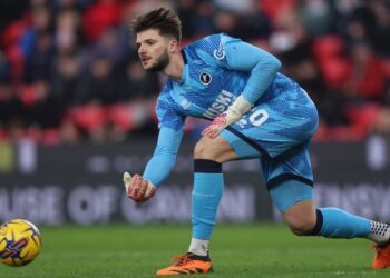 Futbolli në zi, portieri 26-vjeçar ndërron jetë gjatë grumbullimit me kombëtaren e tij