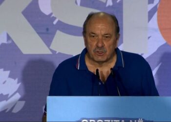 Protesta/ Regjisori Budina: Drejtësia fut në burg cironkat