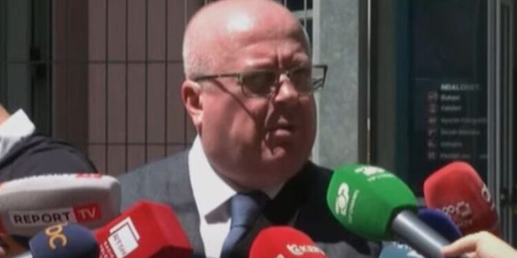 Shtyhet seanca për Berishën në Gjykatën e Posaçme, avokati: Po na kërkojnë lekë…