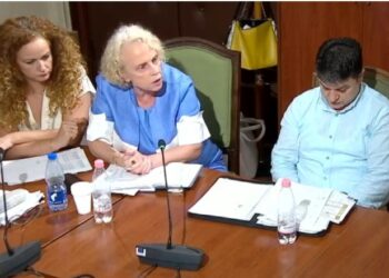 Shefja e Onkologjikut: Të jesh me kancer s’do të thotë se je i paaftë për punë, nëse je duke vdekur po