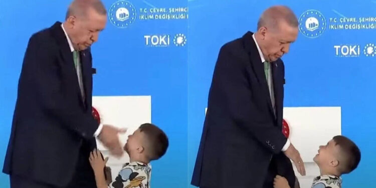 Erdogan godet një djalë të vogël se nuk i puthi dorën